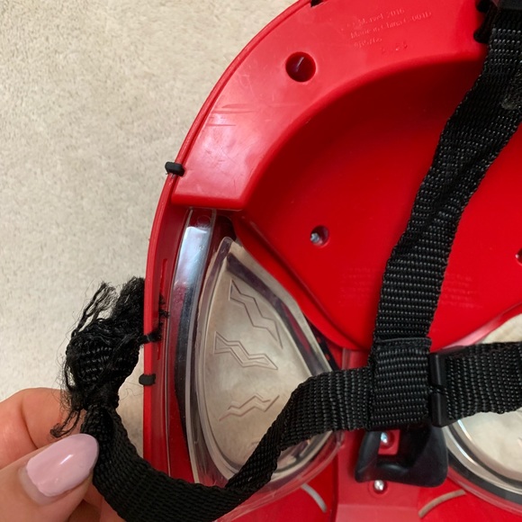 Spider man mask - Picture 5 of 7